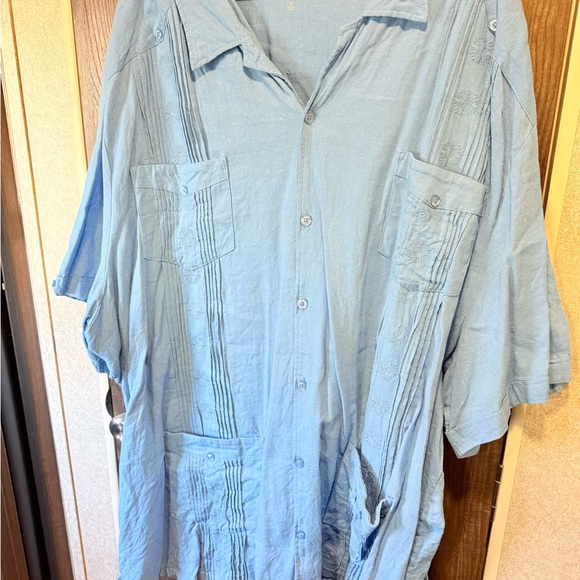 king size Other - Men's Light Blue Casual Button Down Shirt